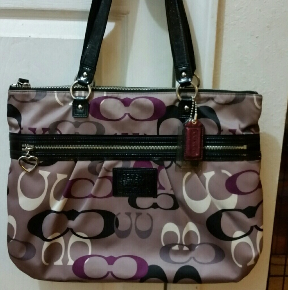 Gorgeous large Coach Poppy handbag pristine
